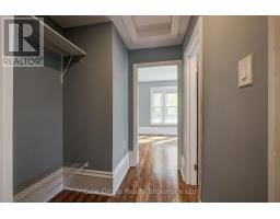 155 VANSITTART AVENUE - 17