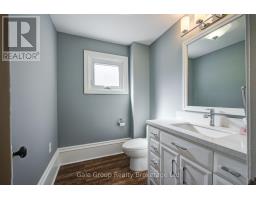 155 VANSITTART AVENUE - 18