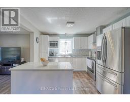 694 SOUTHWOOD WAY - 12