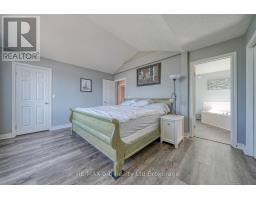 694 SOUTHWOOD WAY - 23