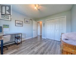 694 SOUTHWOOD WAY - 28