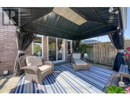 694 SOUTHWOOD WAY - 34