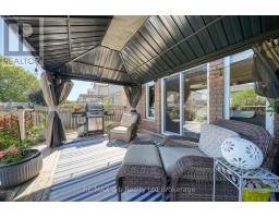 694 SOUTHWOOD WAY - 35