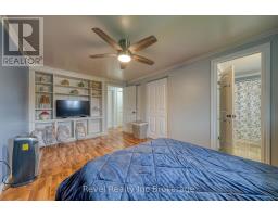 22 - 487 SPRINGBANK AVENUE N - 23