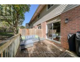 22 - 487 SPRINGBANK AVENUE N - 32