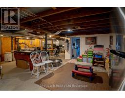 258 GRAHAM STREET E - 22