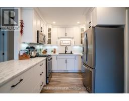 258 GRAHAM STREET E - 6