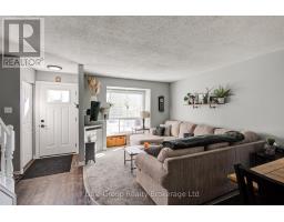 2 - 1193 NELLIS STREET - 7