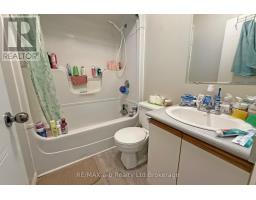 47 - 60 HIAWATHA ROAD - 13