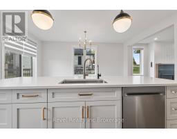 574252 OLD SCHOOL LINE - 13