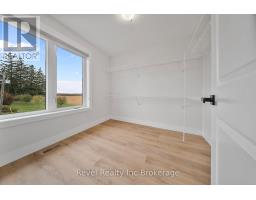 574252 OLD SCHOOL LINE - 22