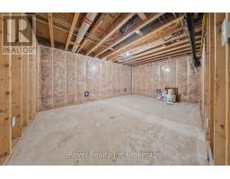 574252 OLD SCHOOL LINE - 27