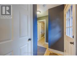 18 DEMEYERE AVENUE - 11