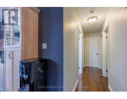 18 DEMEYERE AVENUE - 14