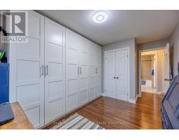 18 DEMEYERE AVENUE - 17