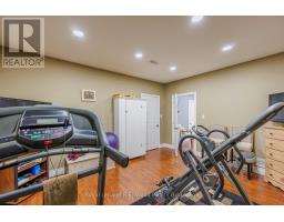 18 DEMEYERE AVENUE - 30