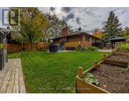 18 DEMEYERE AVENUE - 42