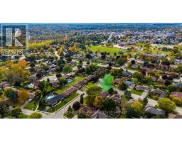 18 DEMEYERE AVENUE - 45