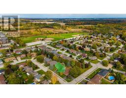 18 DEMEYERE AVENUE - 47