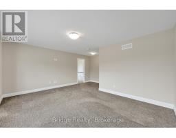 66 CASH CRESCENT - 22