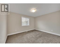 66 CASH CRESCENT - 28