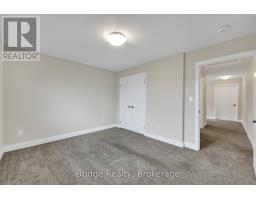 66 CASH CRESCENT - 29