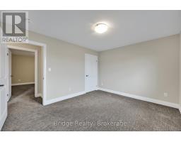 66 CASH CRESCENT - 31