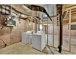 66 CASH CRESCENT - 36