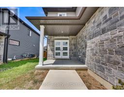 66 CASH CRESCENT - 6