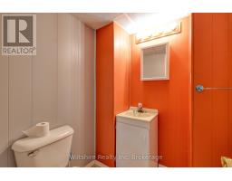 22 CENTENNIAL AVENUE - 22