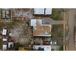 22 CENTENNIAL AVENUE - 4