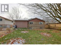 22 CENTENNIAL AVENUE - 7