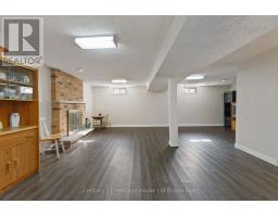 154 ROSAMOND CRESCENT - 19