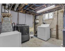 168 WELLINGTON STREET N - 20