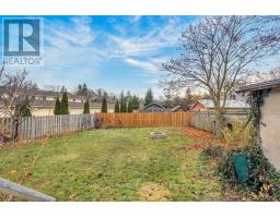 168 WELLINGTON STREET N - 23