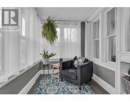 168 WELLINGTON STREET N - 3