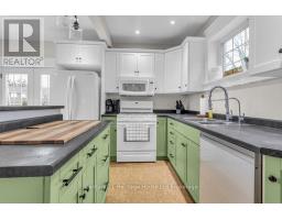 168 WELLINGTON STREET N - 9