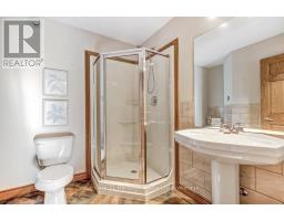 143 BOYD BOULEVARD - 21