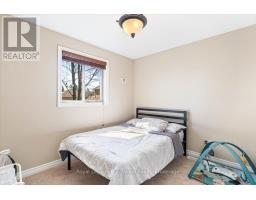 56 WINTERGREEN CRESCENT - 12