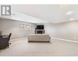 56 WINTERGREEN CRESCENT - 17