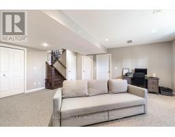 56 WINTERGREEN CRESCENT - 18