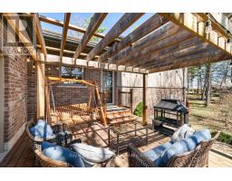 56 WINTERGREEN CRESCENT - 19