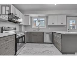 11 - 78 BEE STREET - 10