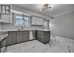 11 - 78 BEE STREET - 11