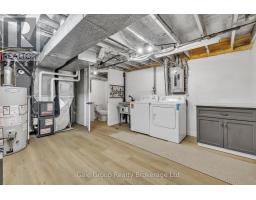 11 - 78 BEE STREET - 25