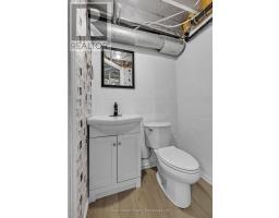 11 - 78 BEE STREET - 27