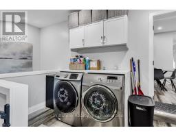 3 MARY STREET E - 14