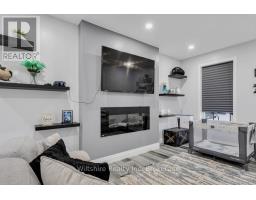 3 MARY STREET E - 25