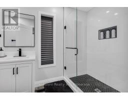 3 MARY STREET E - 29