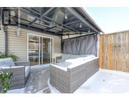 14 SCOURFIELD DRIVE - 34